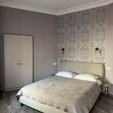 Chikhi Apartment Tbilisi Bagian luar foto