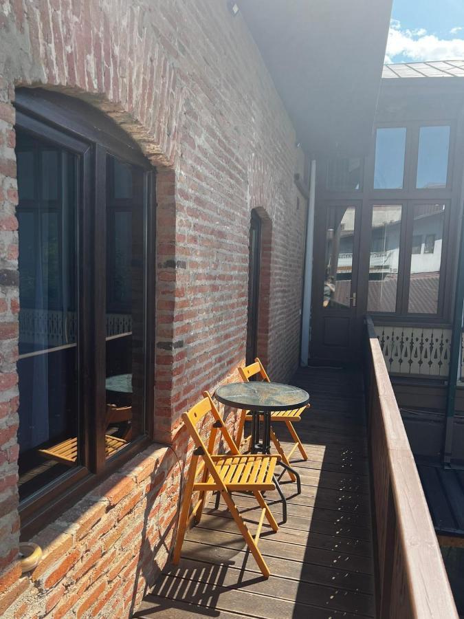 Chikhi Apartment Tbilisi Bagian luar foto